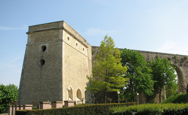 aqueduc-de-louveciennes-tour-du-levant-9102